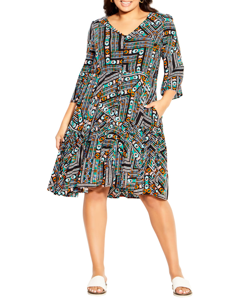 Plus size model wearing  by Loralette | Dia&Co | dia_product_style_image_id:188506